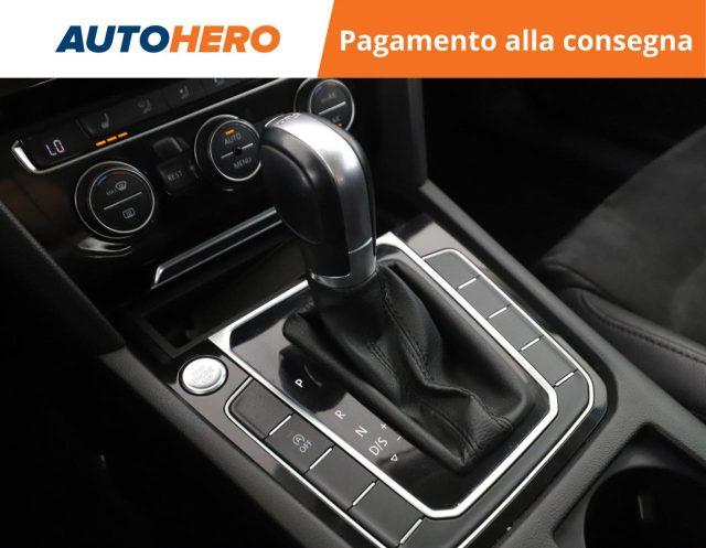 VOLKSWAGEN Passat Variant 2.0 TDI DSG Executive BlueMotion Tech.