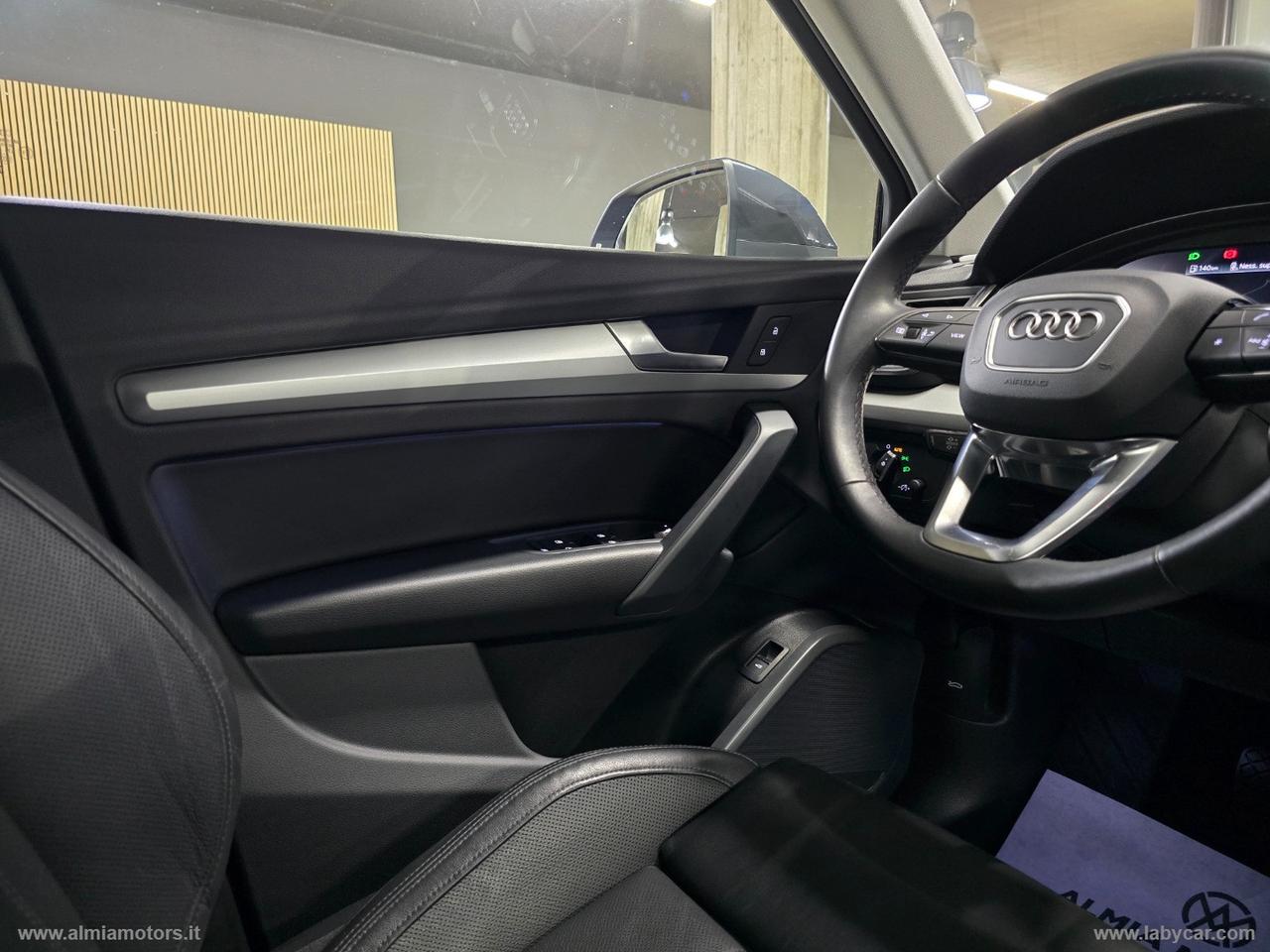 AUDI Q5 40 TFSI quattro S tronic Business Adv