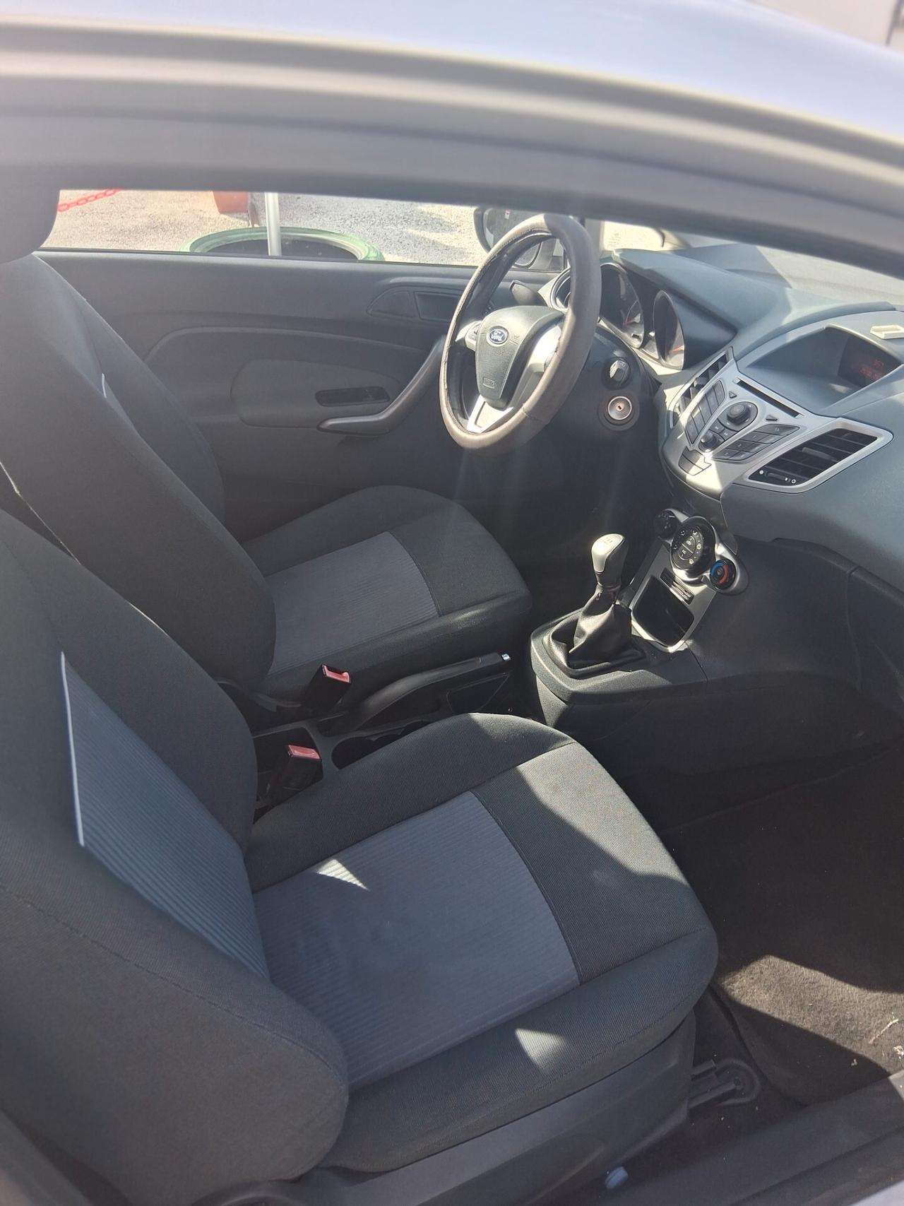 Ford Fiesta Fiesta+ 1.2 82CV 3 porte. OK NEOPATENTATI