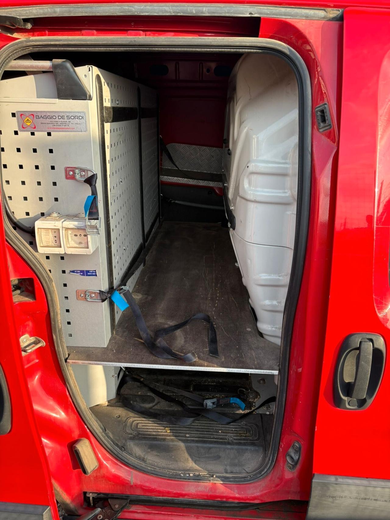 Fiat Fiorino 1.3 MJT 95CV adventure officina