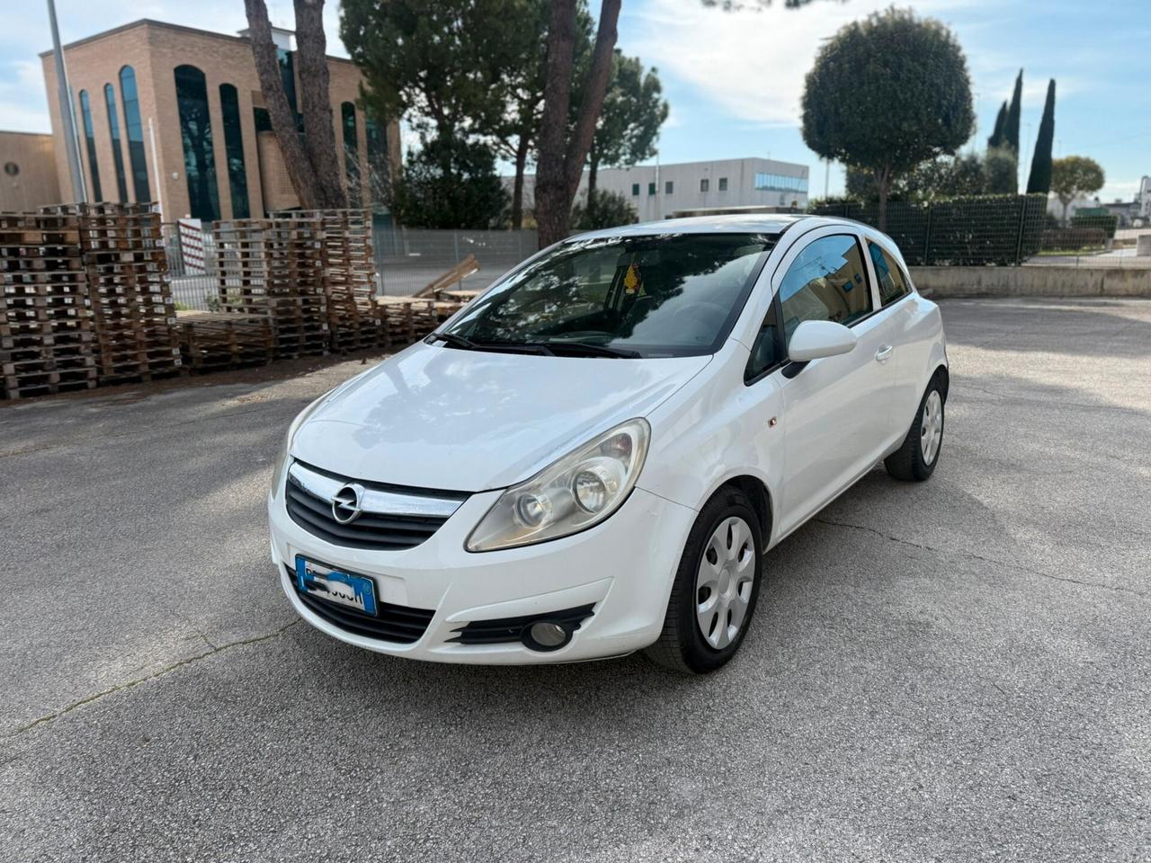 OPEL CORSA 1.2 METANO 2009 12 MESI DI GARANZIA