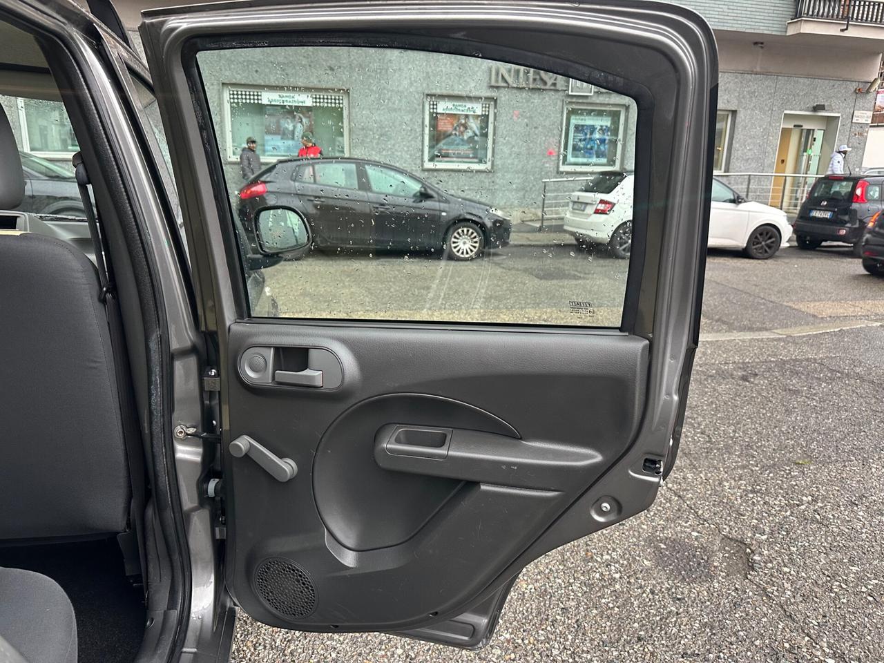 Fiat Panda 1.2 Dynamic GPL della casa fino 2031