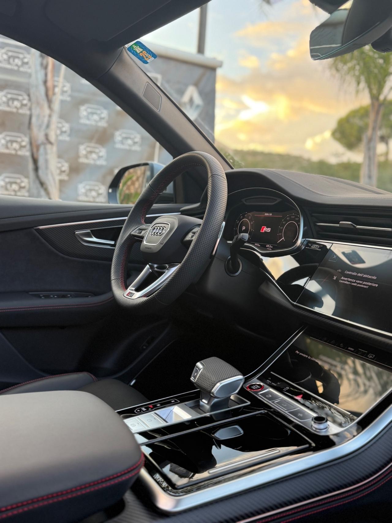 Audi Q8 RS TFSI V8 quattro tiptronic Performance