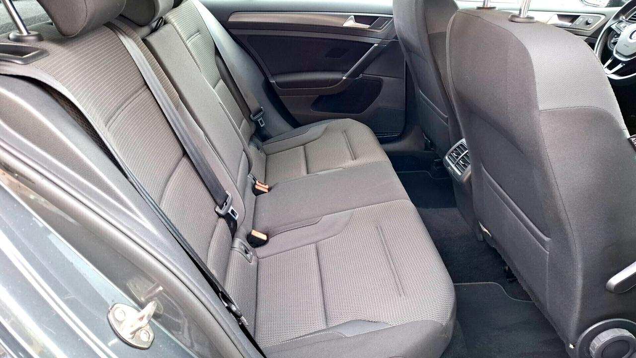 VOLKSWAGEN GOLF 7.5 2.0 TDI 150 CV DSG