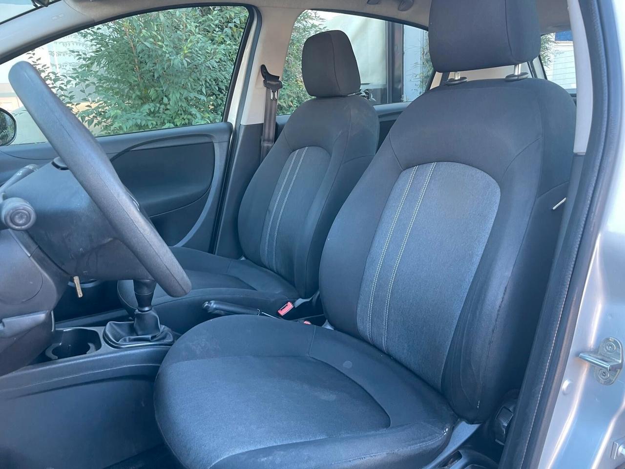 Fiat Punto 1.4 S&S 8V Dualogic 5 porte Street