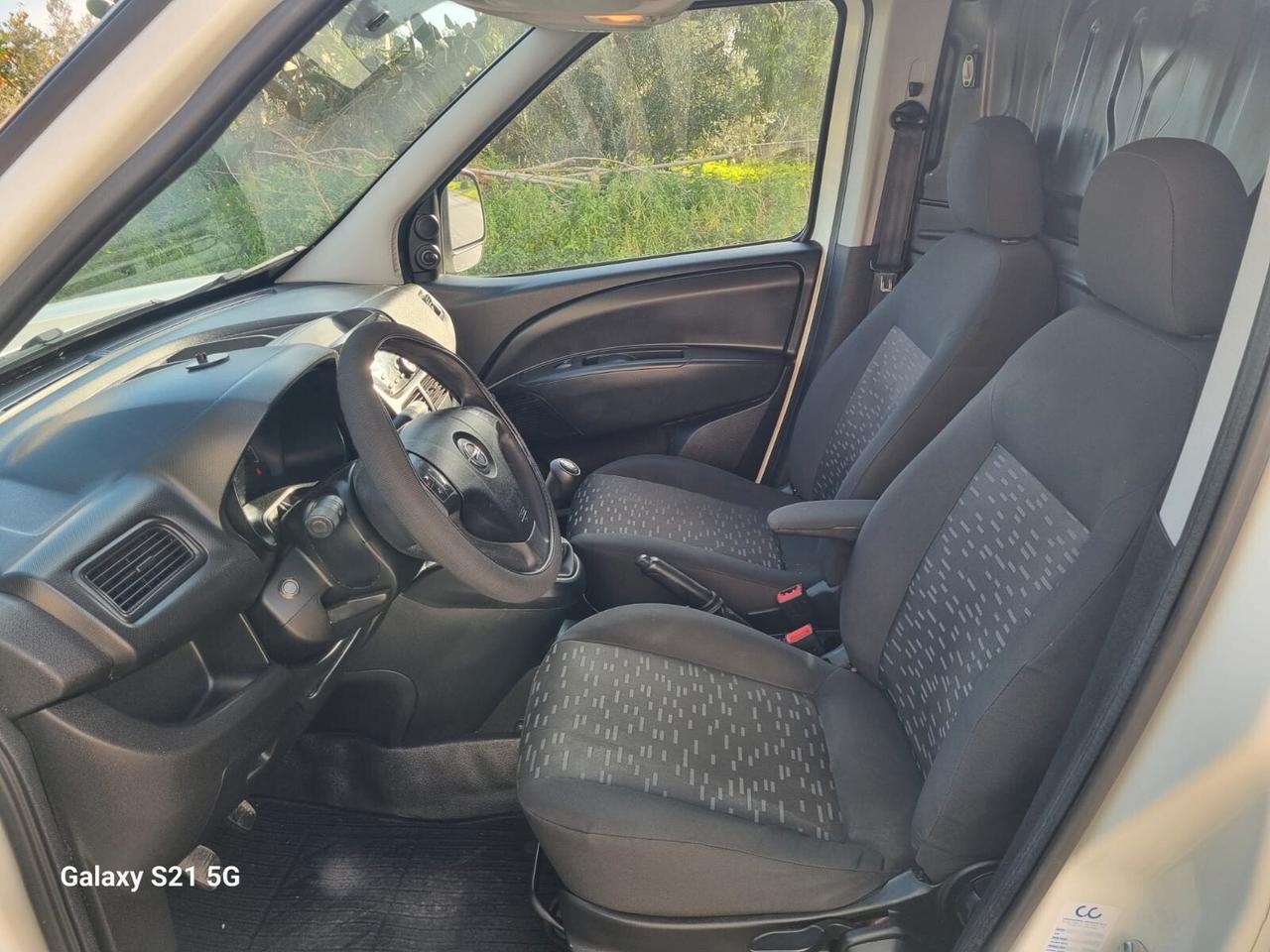 Opel Combo 1.3 CDTi 95CV maxi con allestimento