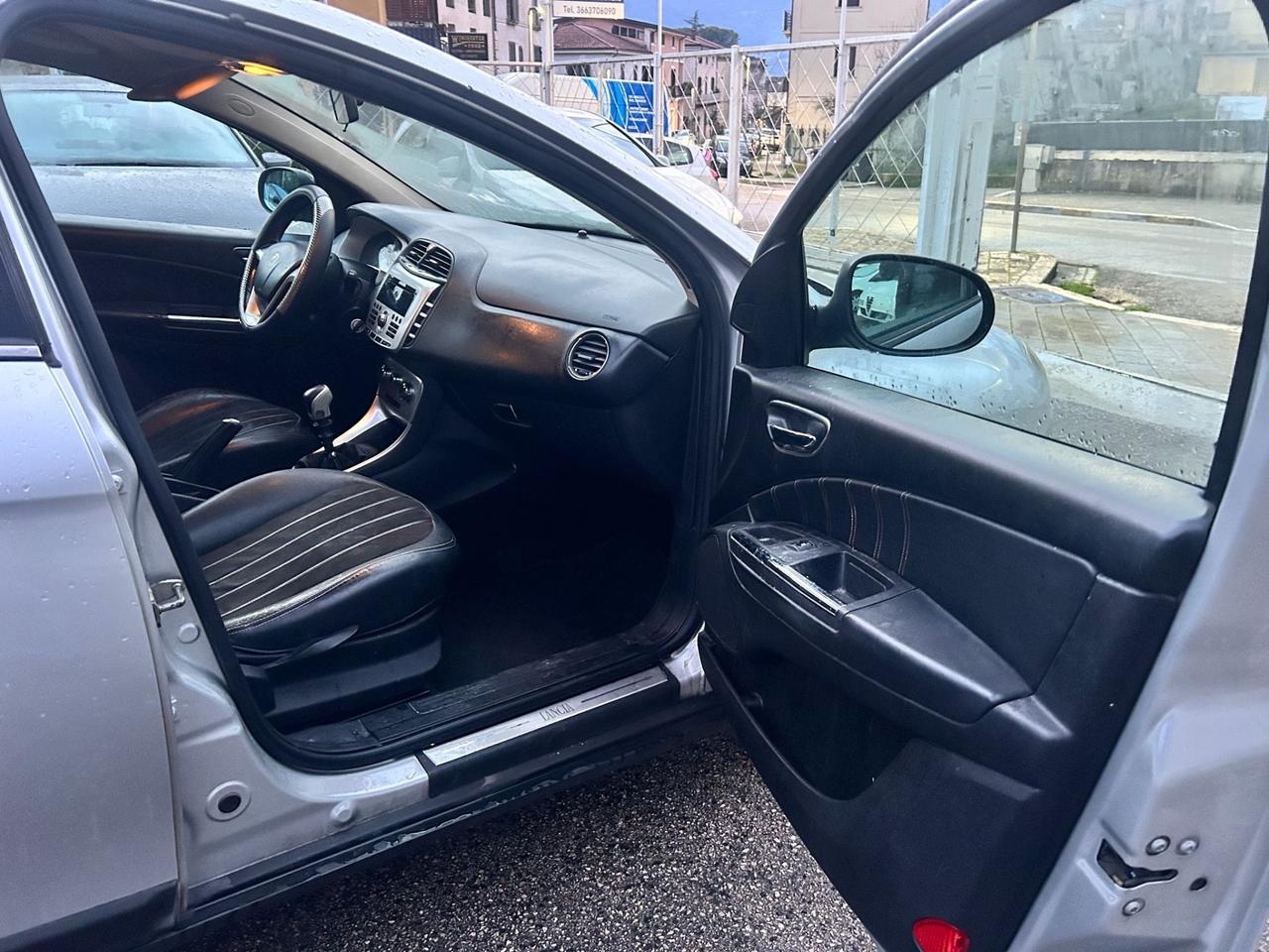 Lancia Delta 1.6 MJT DPF Gold