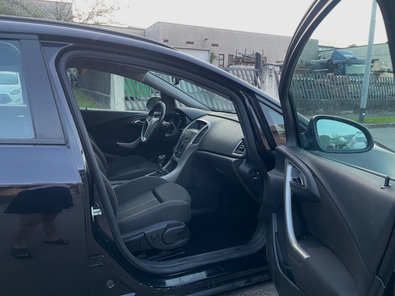 Opel Astra 1.7 CDTI 110CV Sports Tourer Cosmo