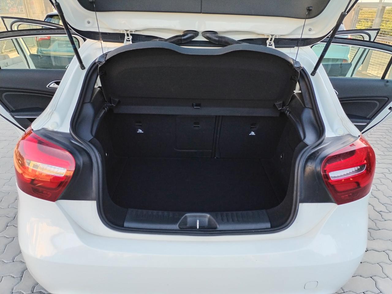 Mercedes-benz A 180 d Sport 2016