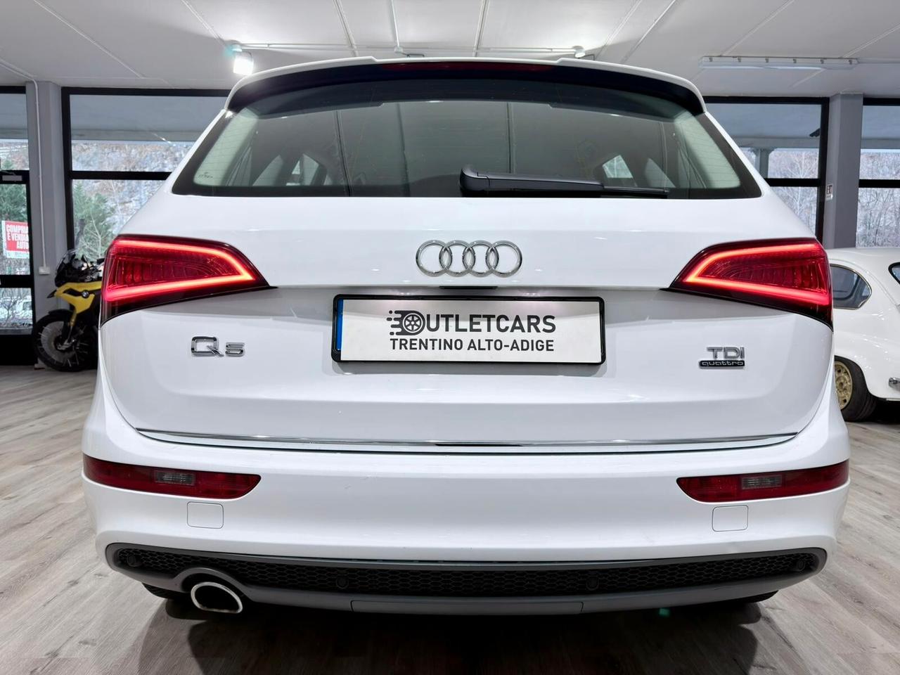 AUDI Q5 2.0TDI 190CV QUATTRO S-TRONIC S-LINE GANCIO