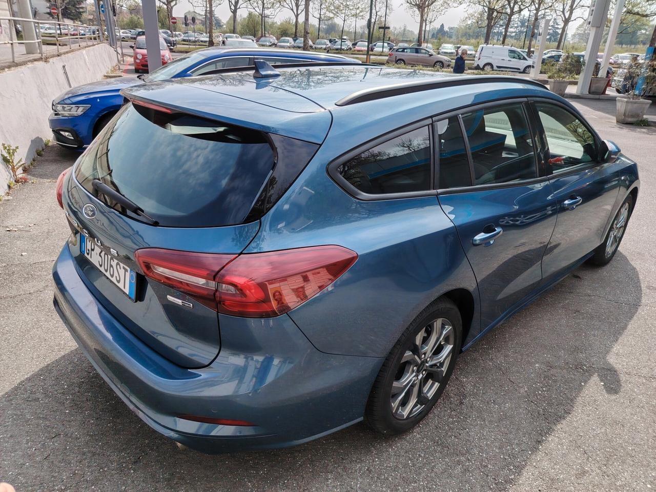 Ford Focus 1.0 EcoBoost Hybrid 125 CV SW ST-Line
