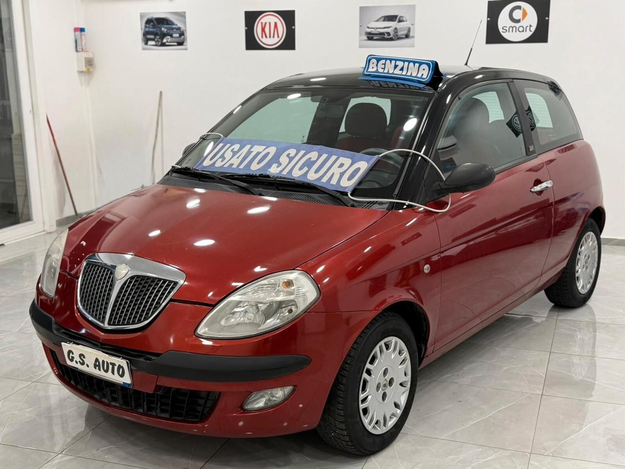 Lancia Y 1.2cc Bicolore