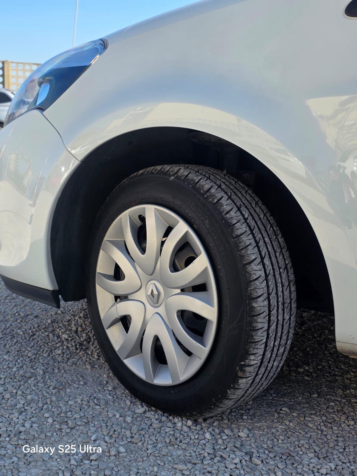 Renault Clio 1.2 16V 3 porte Luxe