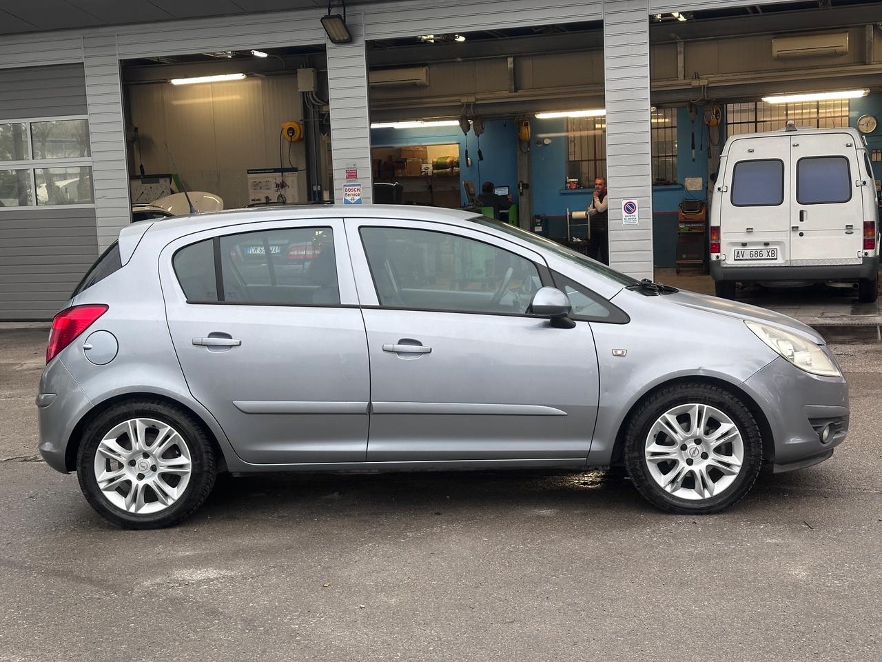 Opel Corsa 1.2 5 porte Club solo 73000 km certificati