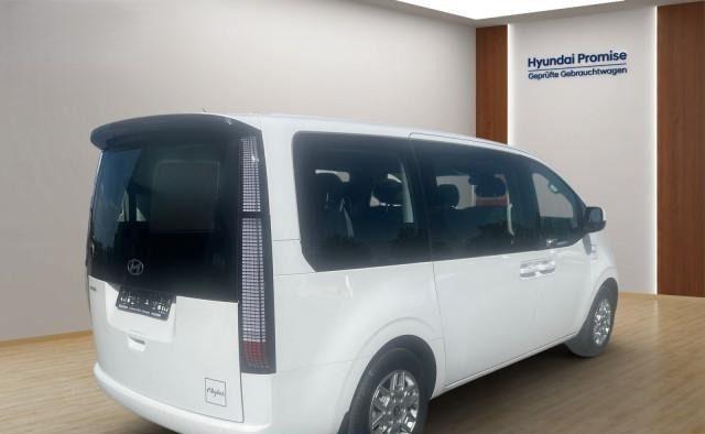 HYUNDAI Staria 1.6 HEV AT 2WD 9 posti + IVA
