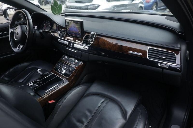 Audi A8 Audi A8 3.0 TDI 258 CV clean diesel quattro tiptronic 190KW ANNO 2014
