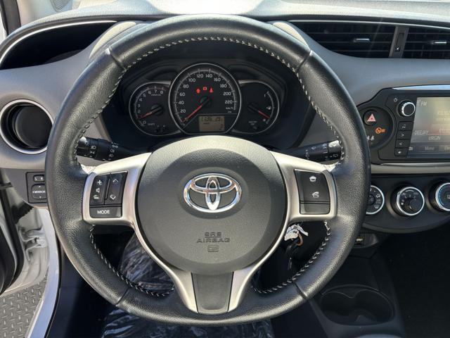 TOYOTA Yaris 1.0 5 porte Active