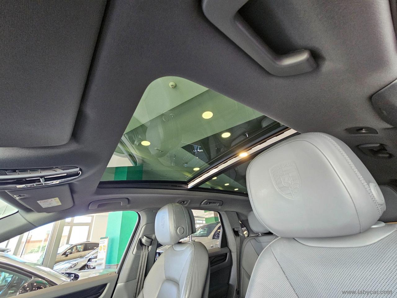 PORSCHE Cayenne 3.0 V6 E-Hybrid