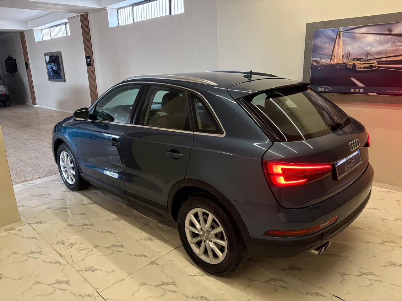 Audi Q3 2.0 TDI 120 CV S tronic Automatico Business