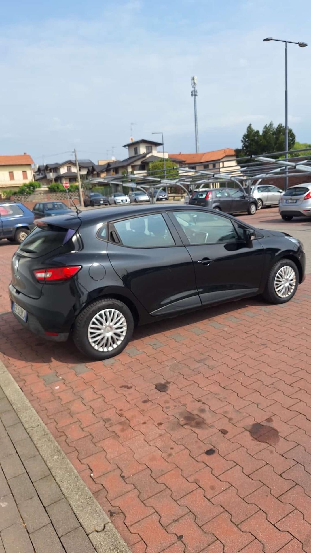 Renault Clio 1.2 75CV GPL 5 porte Costume National