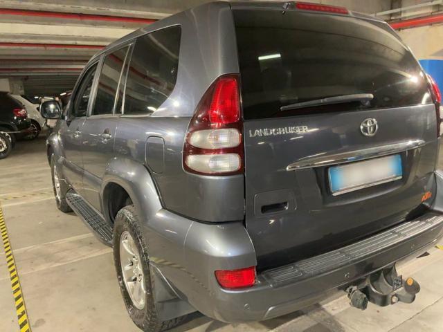 TOYOTA Land Cruiser 3.0 D-4D 16V cat 5 porte AUTOMATICO. Wagon