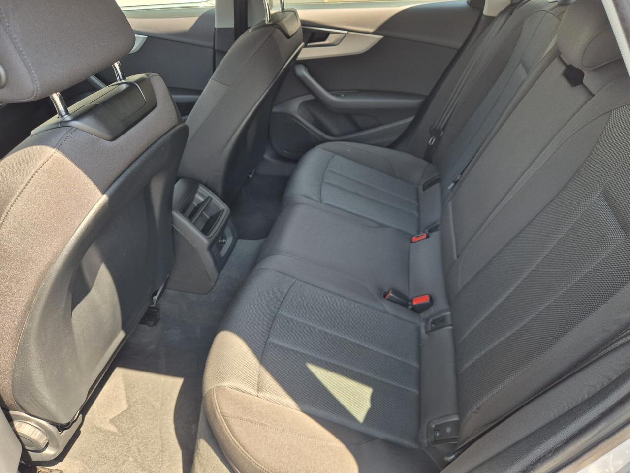 Audi A4 Avant 35 TDI/163 CV S tronic Business