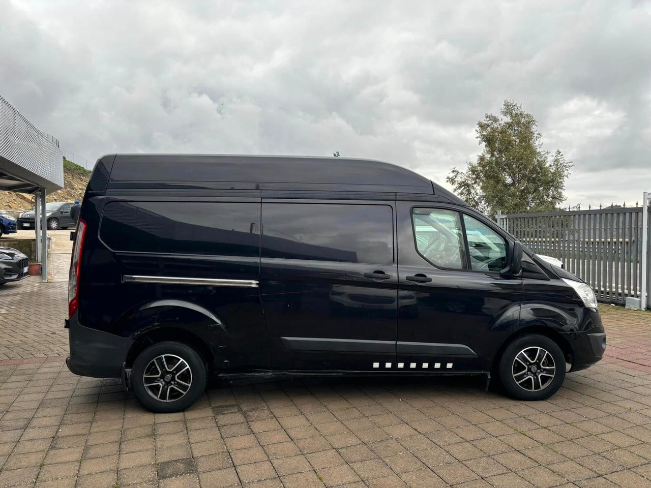 FORD TRANSIT CUSTOM