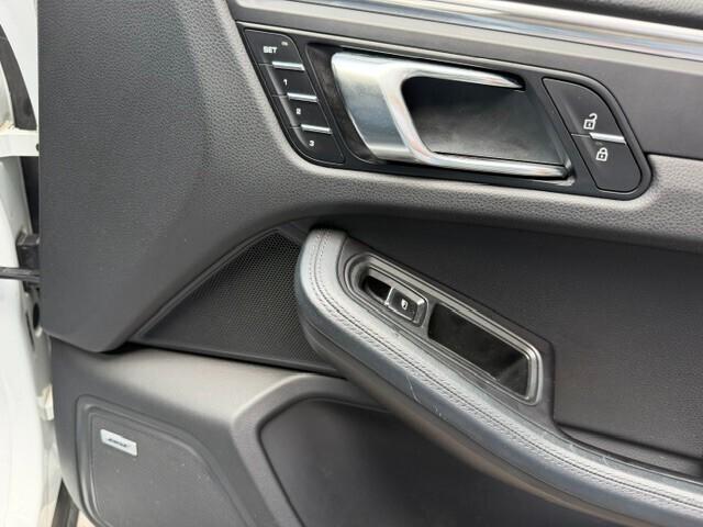 Porsche Macan 2.0 T 265CV