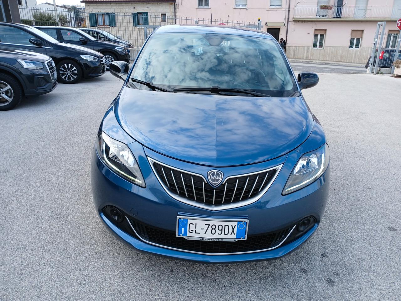 LANCIA YPSILON 1.0 HYBRID 70CV 2022 GOLD