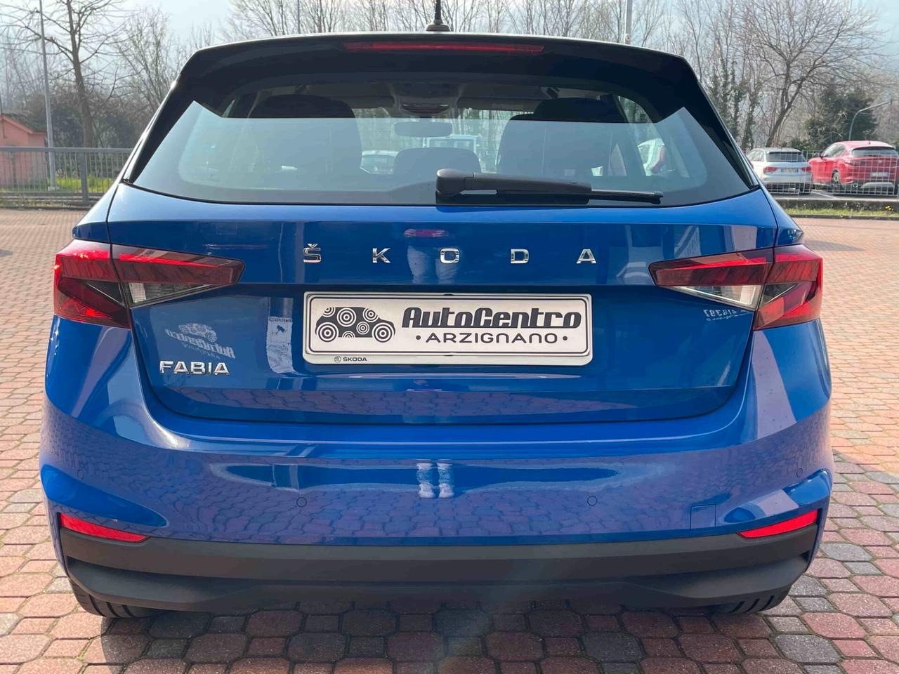 Skoda Fabia 1.0 MPI 80 CV Ambition NEOPATENTATI