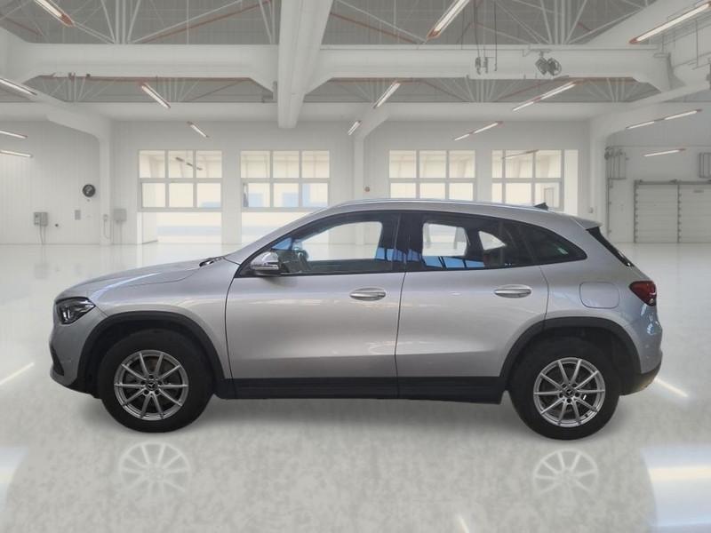 MERCEDES-BENZ GLA 200 D AUTOMATIC BUSINESS EXTRA CROSSOVER