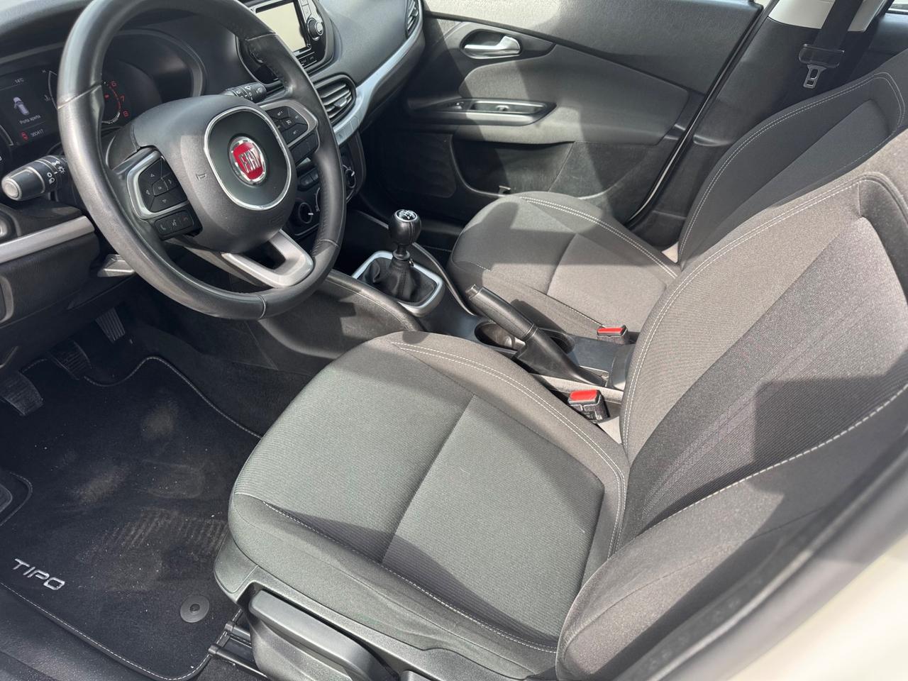 Fiat Tipo 1.4 5 porte Easy Euro 6b