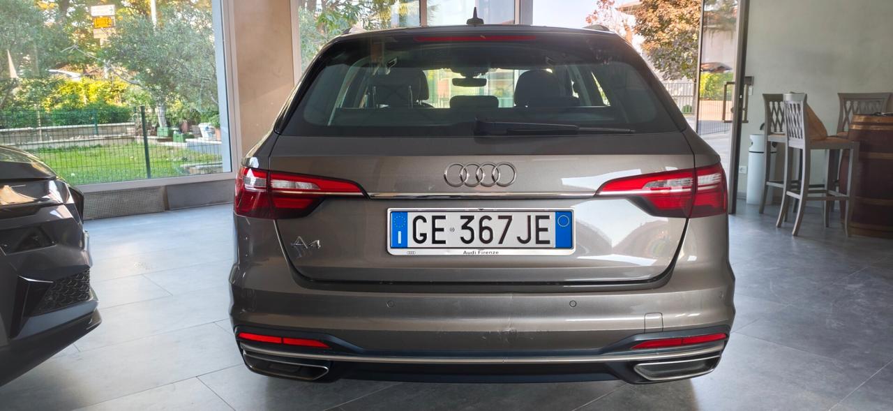 Audi A4 Avant 30 TDI/136 CV S tronic