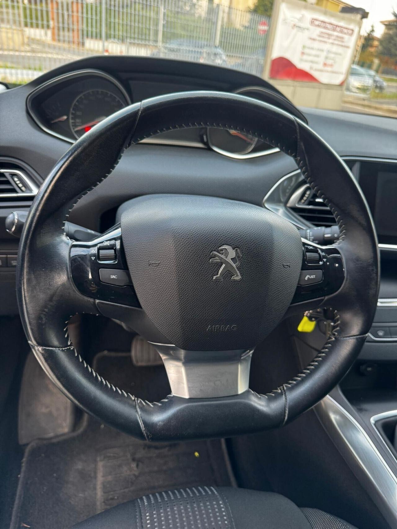 Peugeot 308 BlueHDi 120 S&S EAT6 GT Line