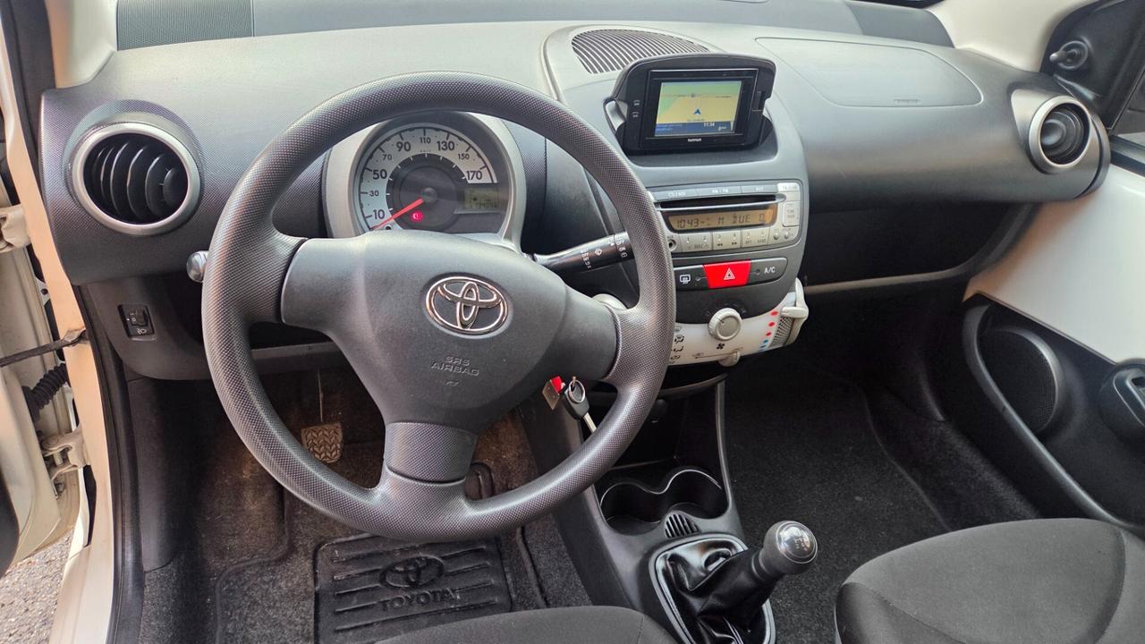 Toyota Aygo 1.0 12V VVT-i 5 porte Lounge Connect unico proprietario