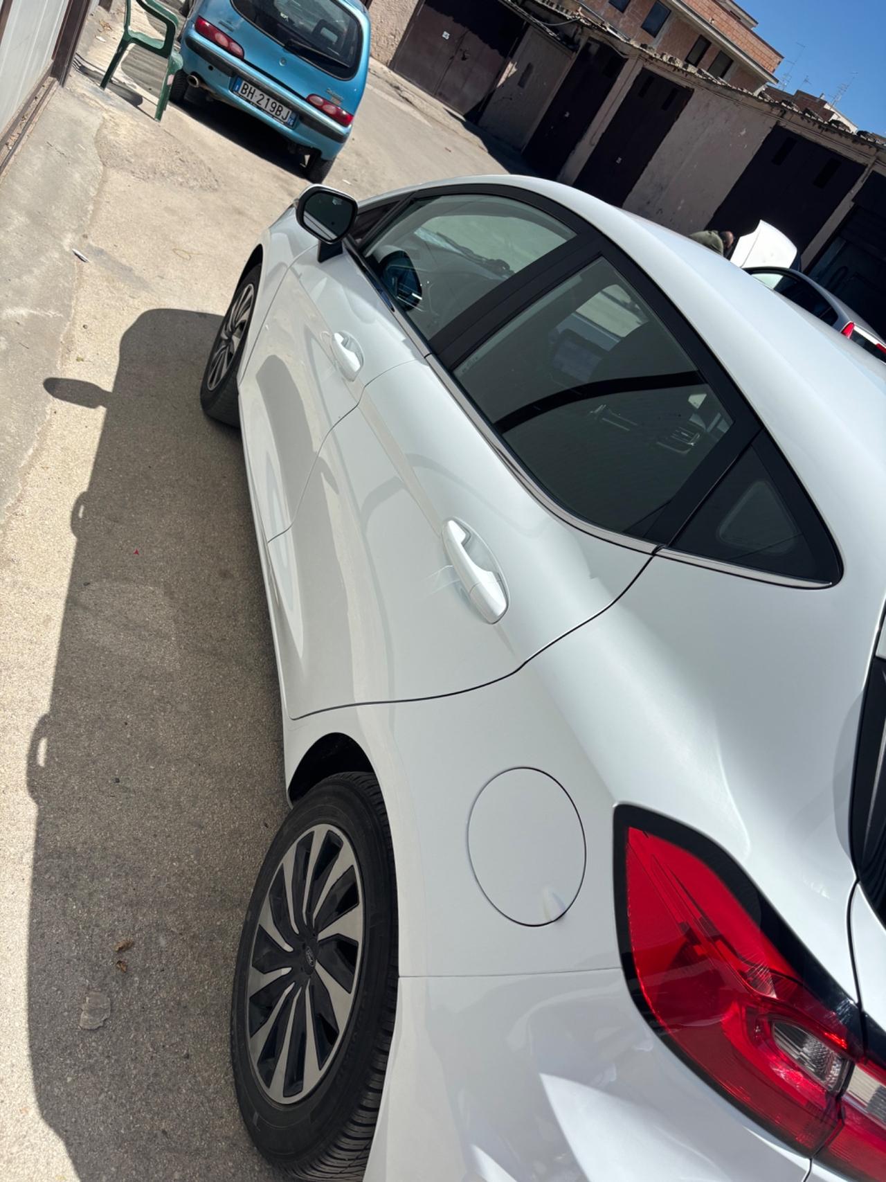 Ford Fiesta 1.0 Ecoboost Hybrid 125 CV 5 porte Titanium