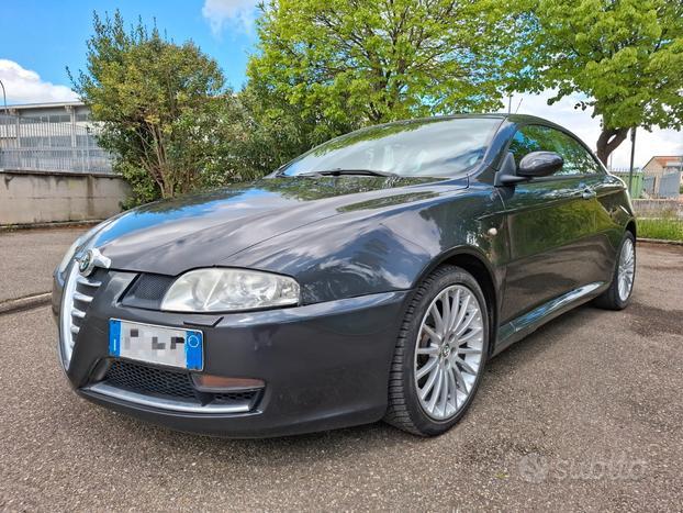 Alfa romeo gt - 2007