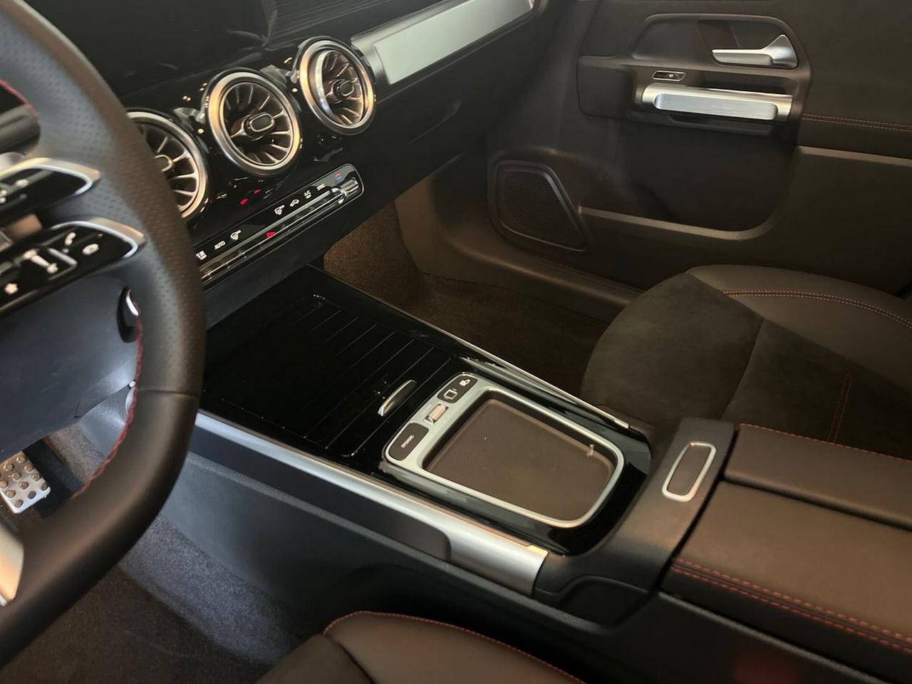 Mercedes-Benz GLB 200 d