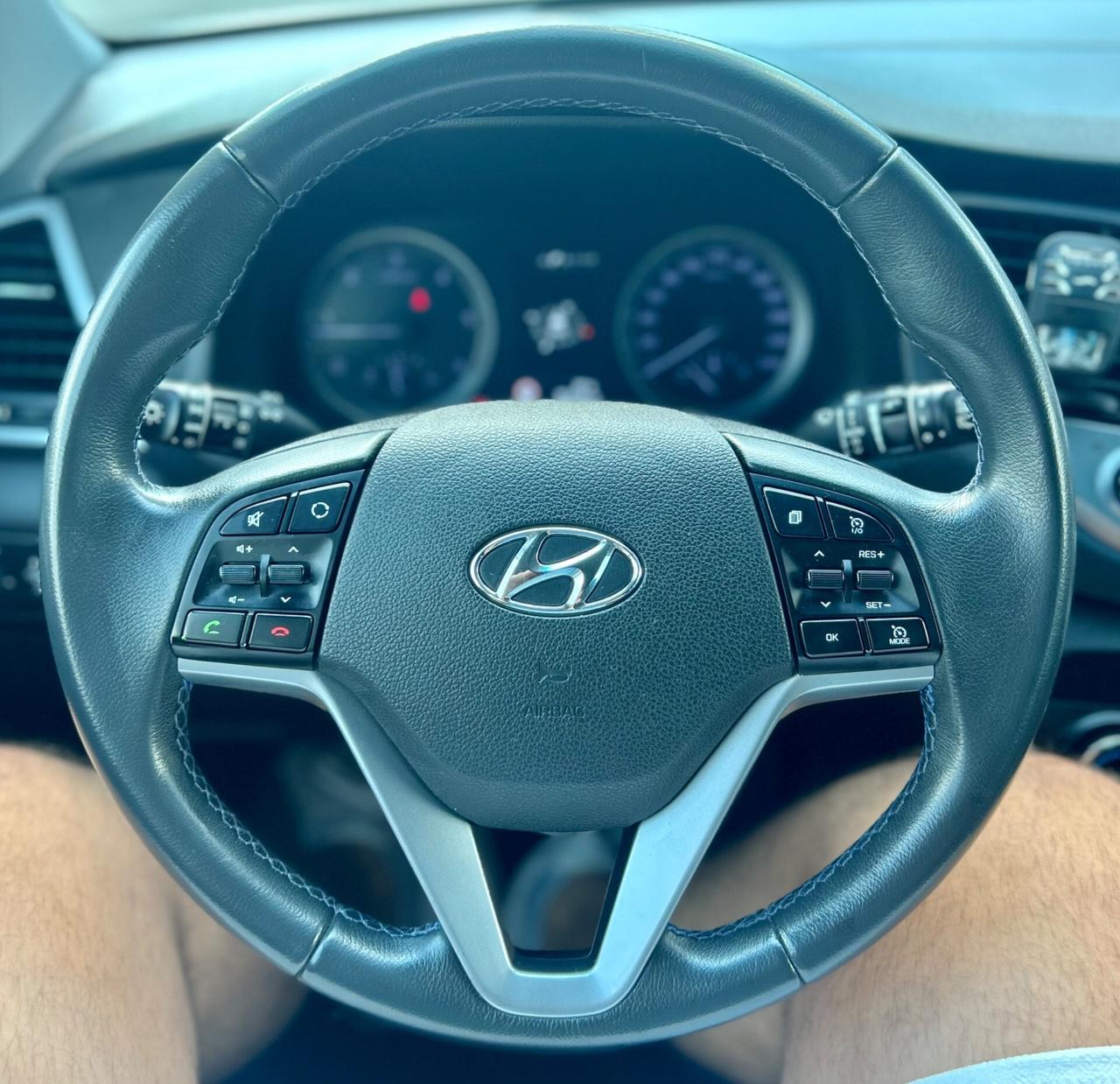 Hyundai Tucson 1.7 CRDi XPossible SOLO 95.000km