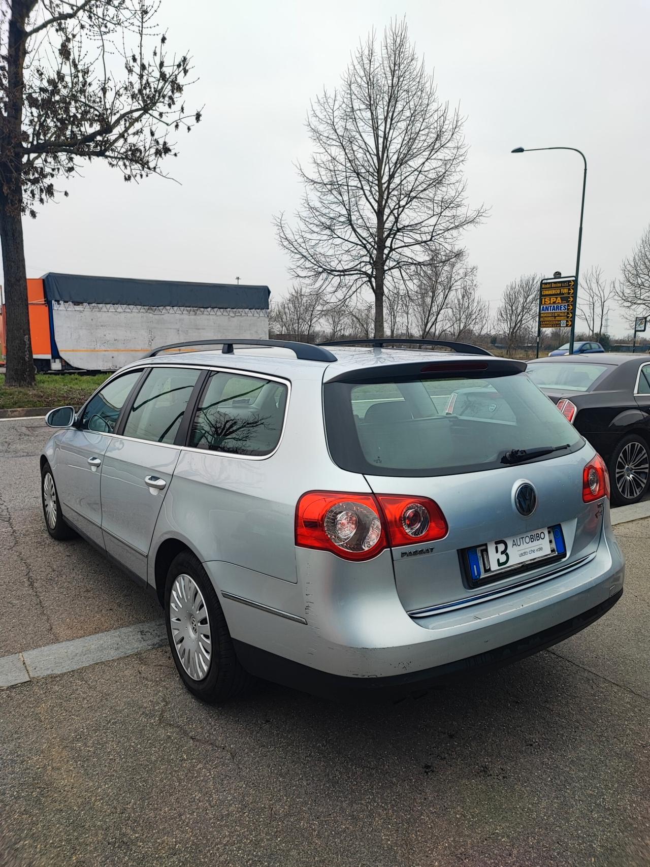 Volkswagen Passat 1.9 TDI/105CV Var. Comfortline