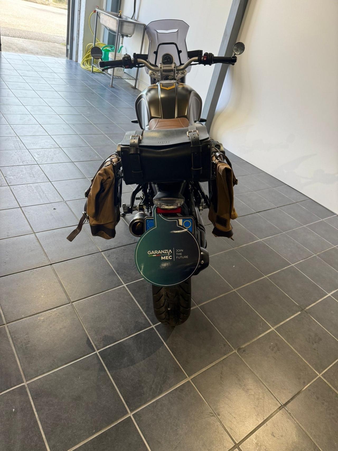 MOTO BMW R NINE T SCAMBLER