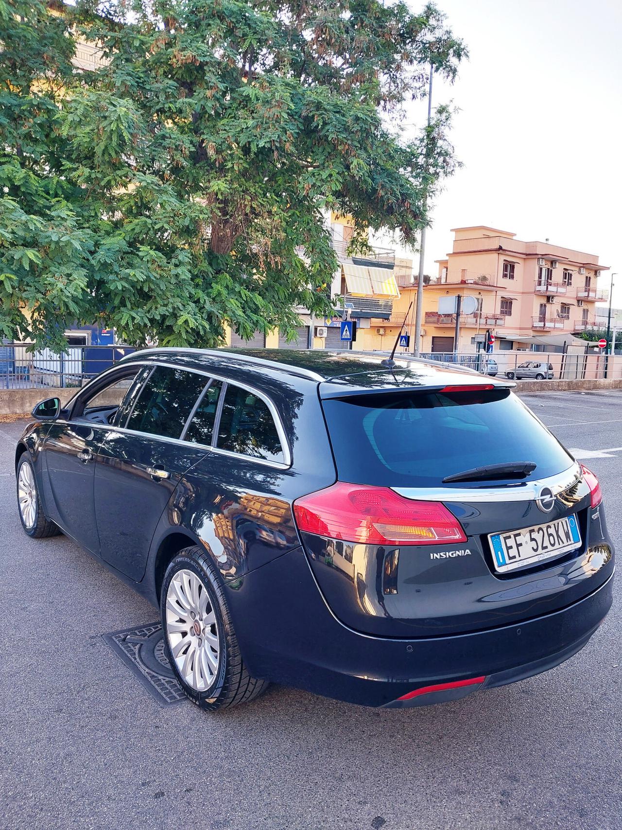 OPEL INSIGNIA 2.0 CDTI TOURER 160 CV 10-2010