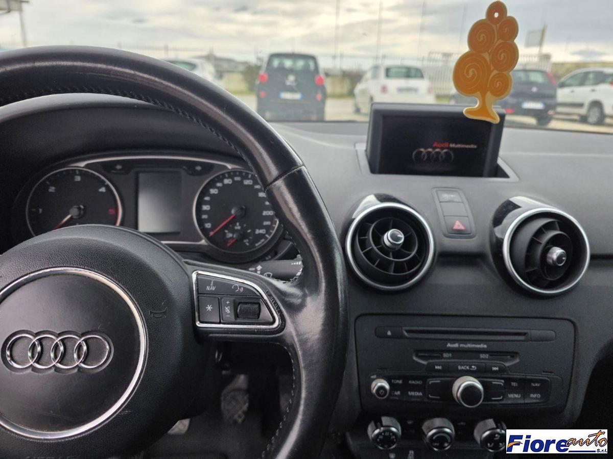 AUDI - A1 - 1.6 TDI F.AP. Attraction