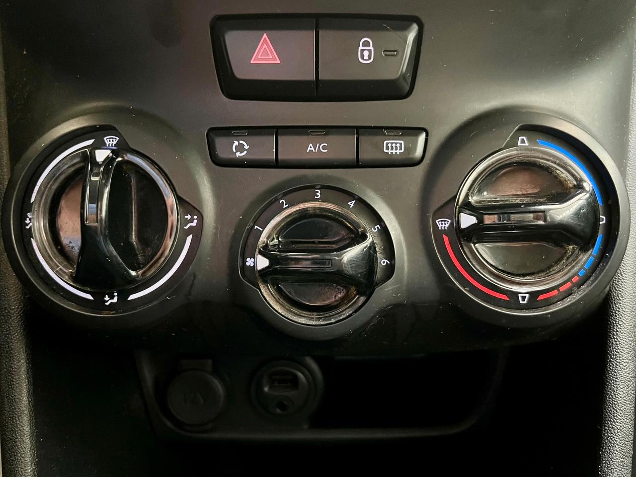 Peugeot 208 1.6 BlueHDi 75cv Allure 2015