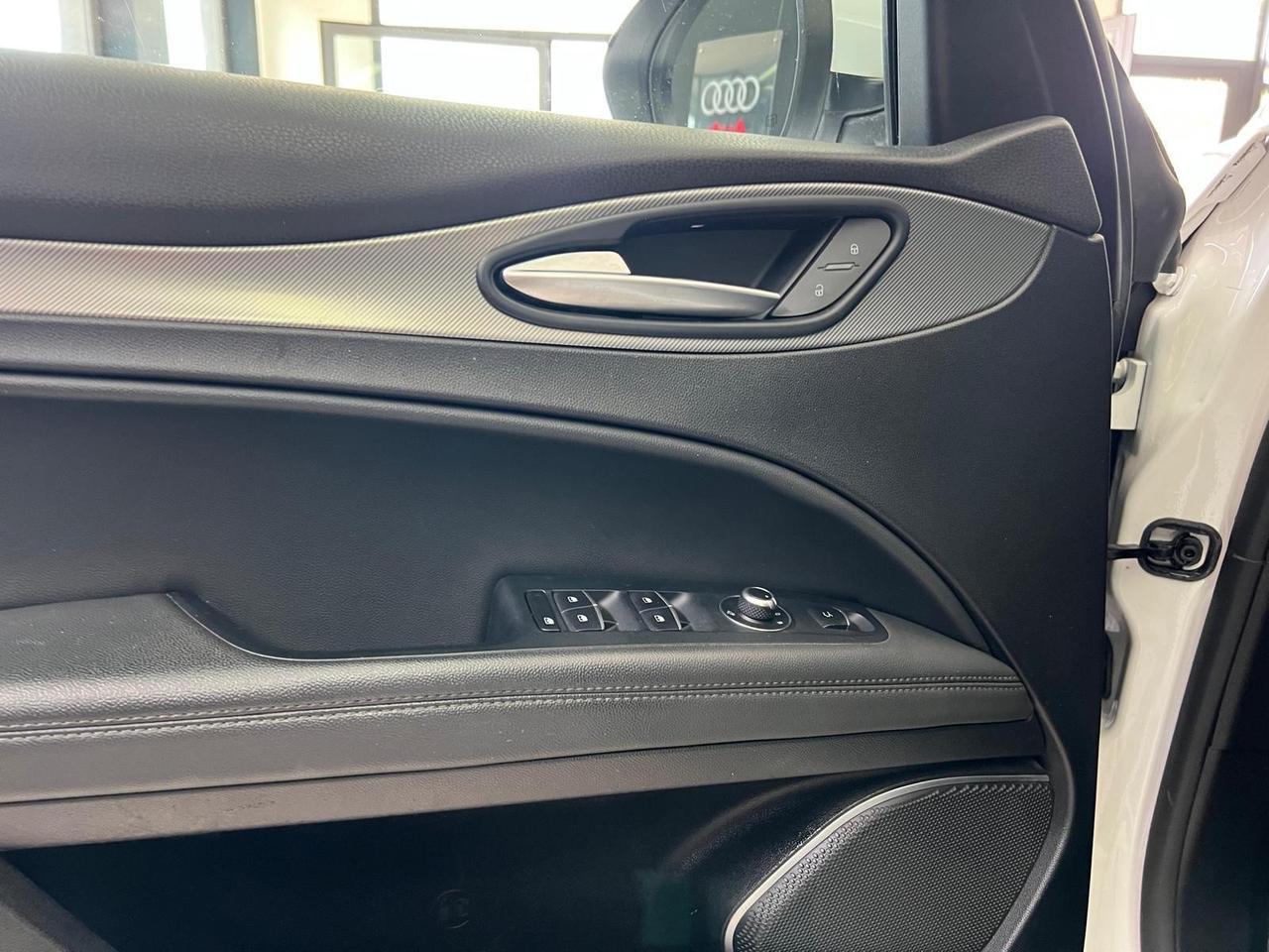 Alfa Romeo Stelvio 2.2 Turbodiesel 180 CV AT8 Q4 Executive