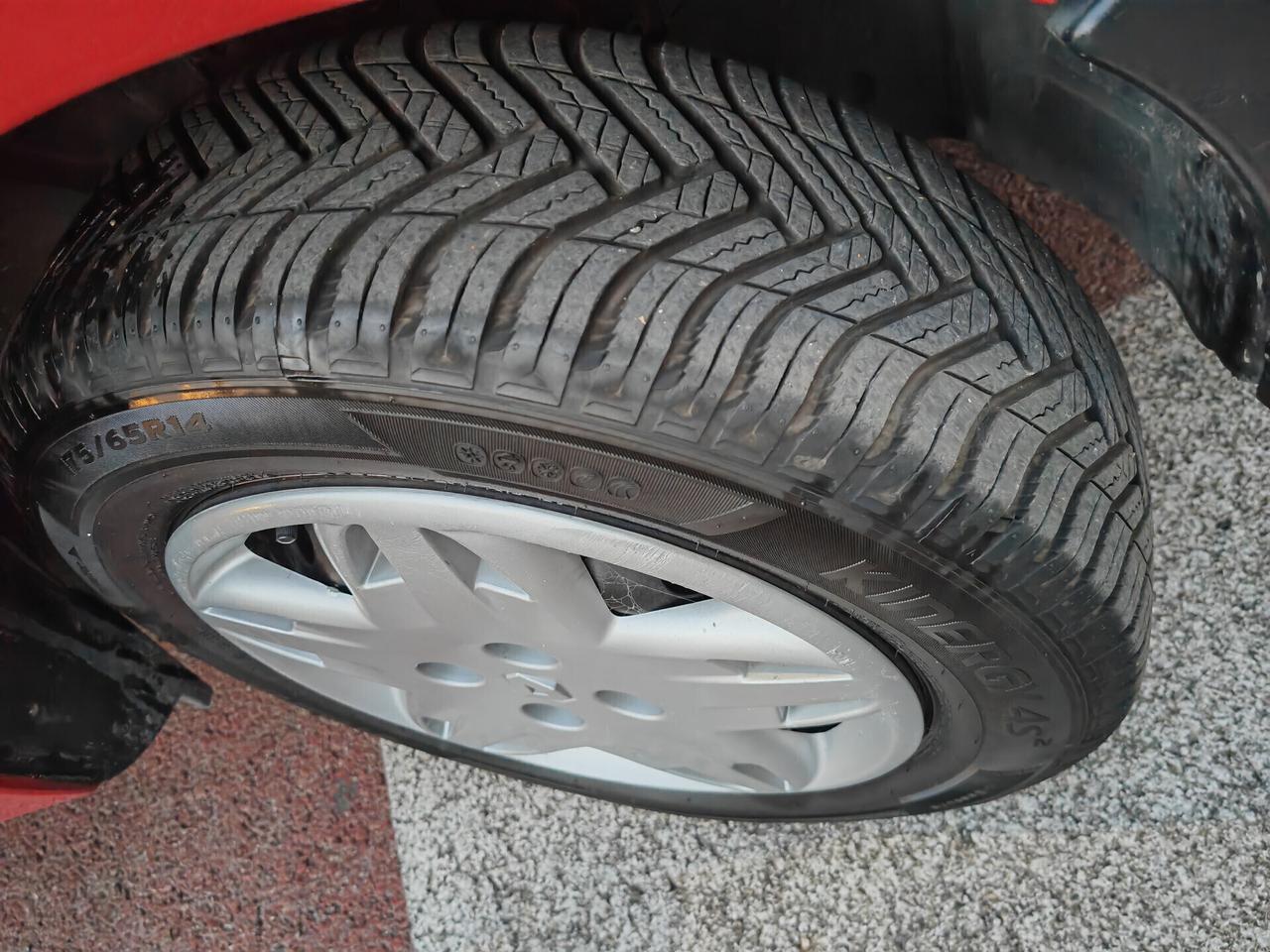 RENAULT KANGOO 1.2 BENZINA CV75 KW55 LUXE