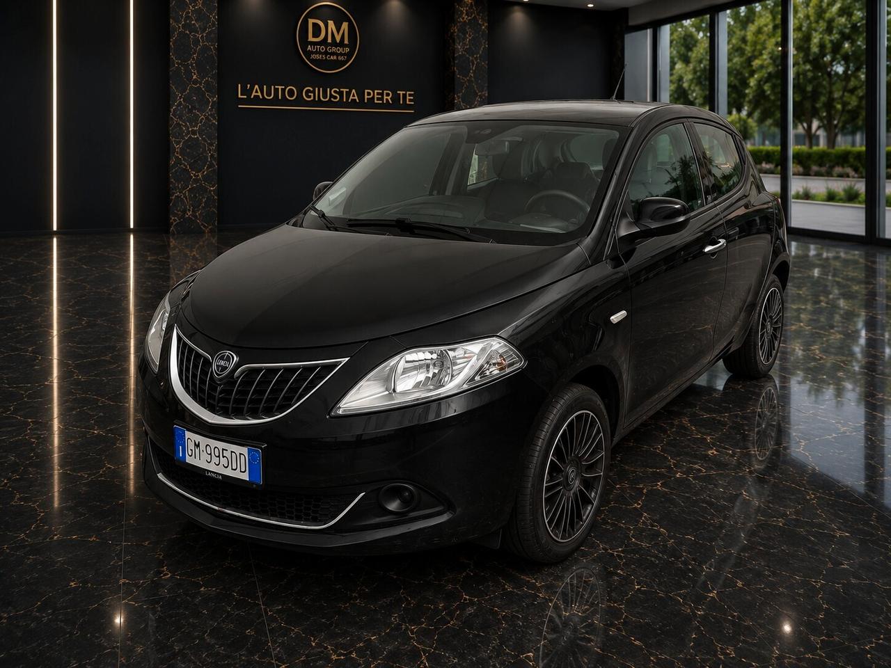 Lancia Ypsilon 1.0 FireFly 5 porte S&S Hybrid Silver Plus