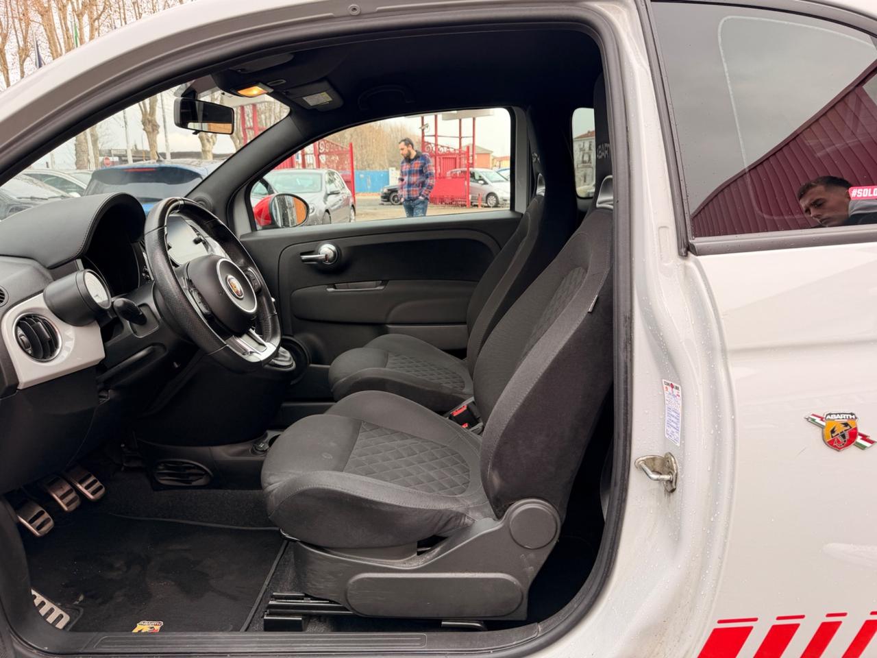 Abarth 595 1.4 Turbo T-Jet 165 CV