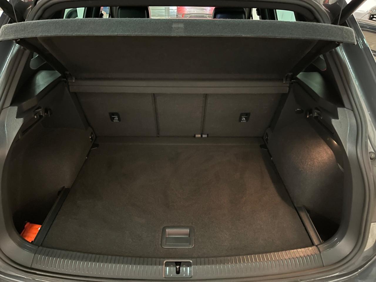 VOLKSWAGEN TIGUAN 2.0 TDI R-Line 4MOTION 2021