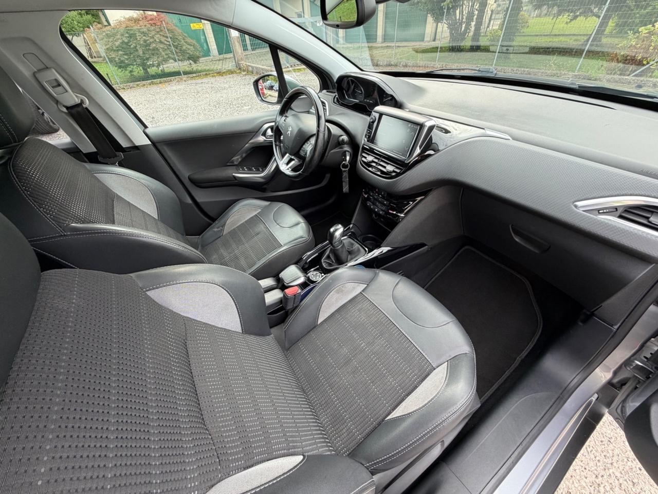 Peugeot 2008 1.6HDI Allure PREZZO 8200€